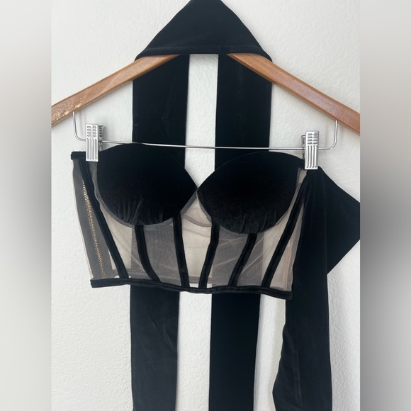 Classic black velvet 4 piece dress. XS - Picture 12 of 15